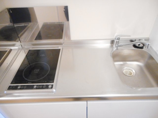クレイノレジデンス矢上のキッチン|シングルレバー設置　シンク広めです♪