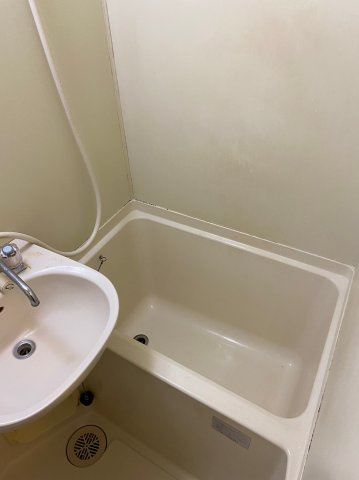 山手グリーンハウス２号館の浴室