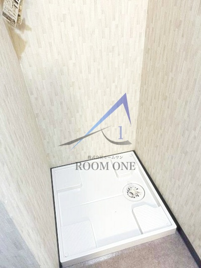 グラントレゾール浅草の設備|洗濯機置き場です。