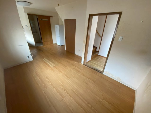 松原貸家のエントランス