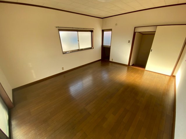 松原貸家の居間・リビング