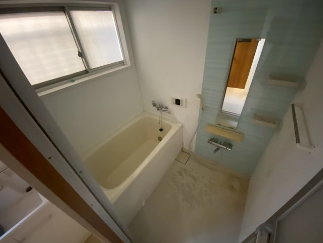 松原貸家の浴室