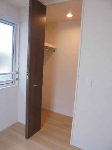 ファンディーナの収納|※反転写真