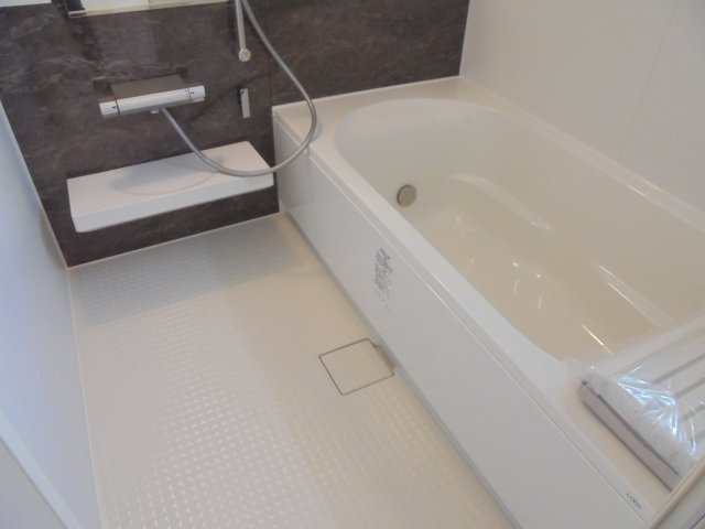 ファンディーナの浴室|※反転写真