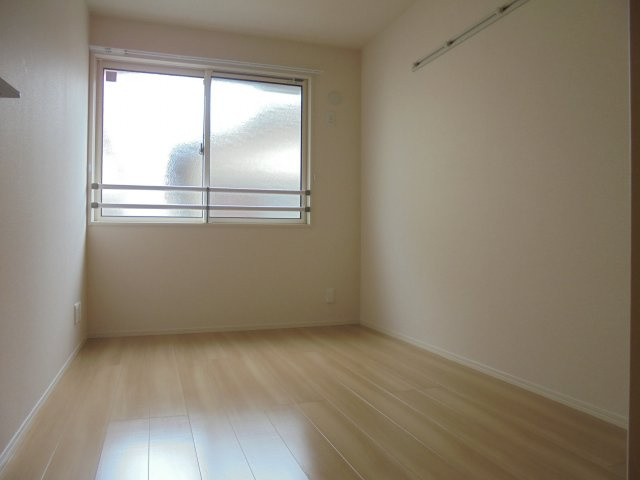 ファンディーナの洋室|※反転写真