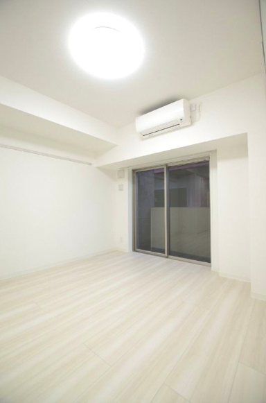 フュージョナル千住大橋の居間・リビング