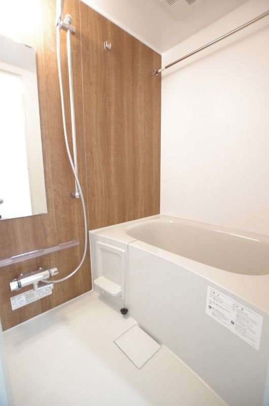 フュージョナル千住大橋の浴室