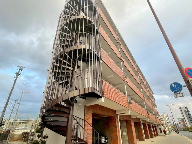 須賀の森シティハイツの外観