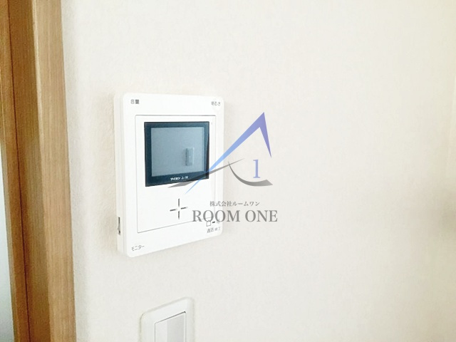 高輪ハウスのセキュリティ|モニター付インターホンです。