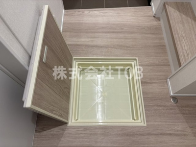 【収納】 | メテオレジデンス千石 | 床下収納　1階廊下