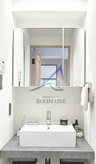 中銀若林マンシオンの洗面所|洗面台です。