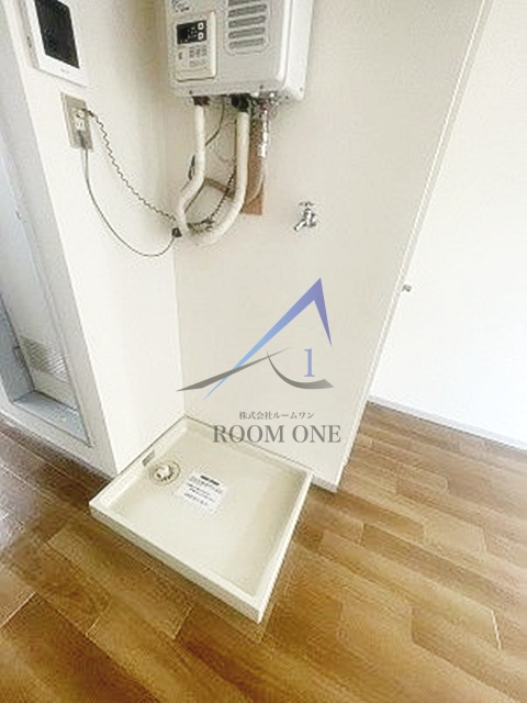 ヴィラ桜新町の設備|洗濯機置場です。