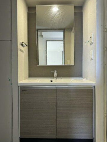 フロンティア新宿タワーの洗面所