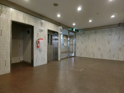 【ロビー】 | ライブリー高石