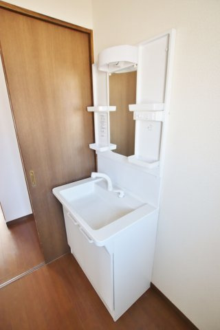  グリーンコーポ浪打 四番館の洗面所|広い洗面スペースです★