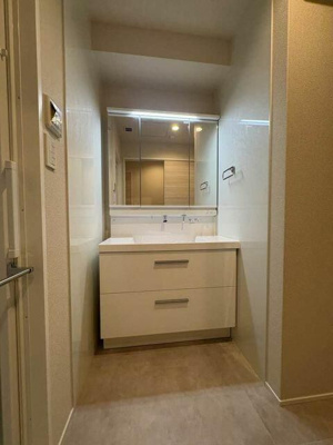 【独立洗面台】 | レオナグレイス