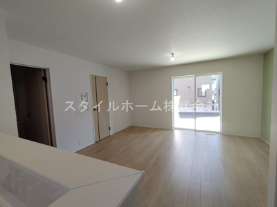 【居間・リビング】 | 豊橋市松井町第１期６号棟