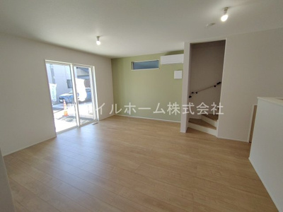 【居間・リビング】 | 豊橋市松井町第１期６号棟