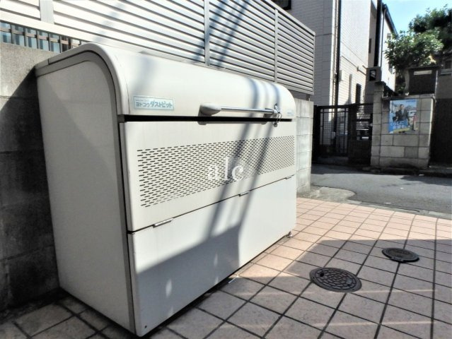 アーバンプレイス東中野Ⅳ(フォー)のその他共用部分|ゴミ置場です
