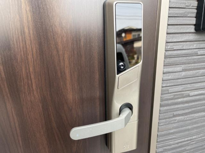 【内装】 | グランノアール青葉 | 電子キー（イメージ）