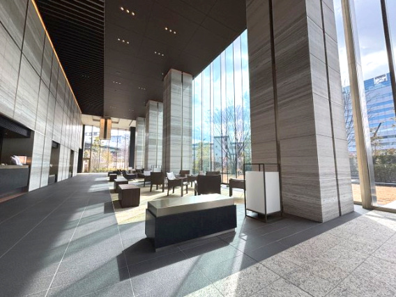 NAGOYA the TOWERのその他共用部分|訪れる人を静かに迎える、洗練された共用空間