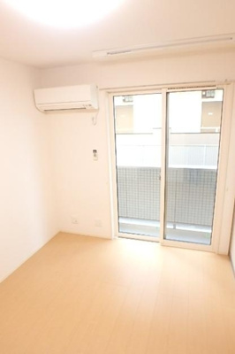 【寝室】 | リルシア