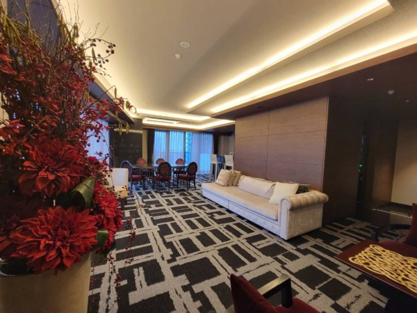 【その他共用部分】 | 【ラウンジ】