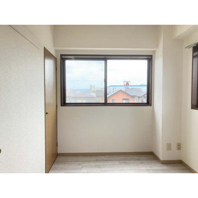 【その他】 | 洋室(手前側)