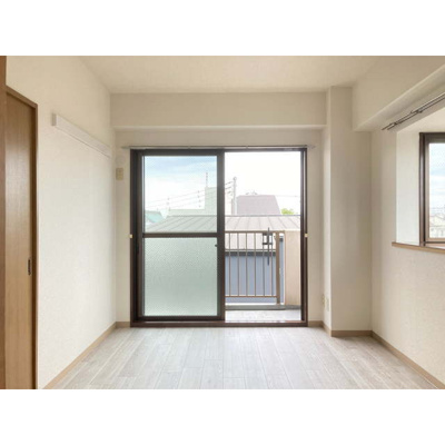 【その他】 | 洋室(奥側)