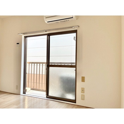 【居間・リビング】 | 洋室