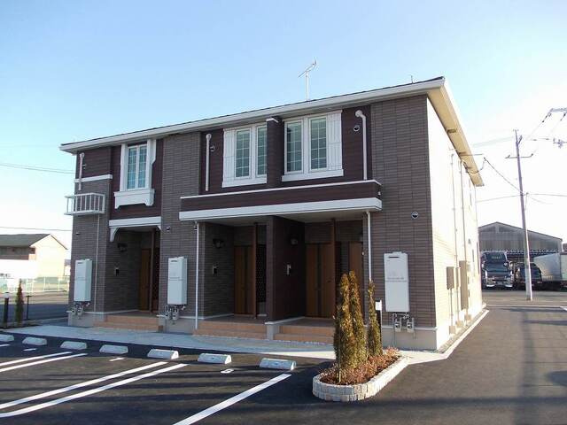 エスポワール総社Ａの外観