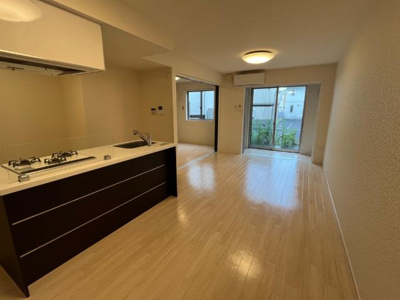 【居間・リビング】 | カーサ・フィオーレ | LDK