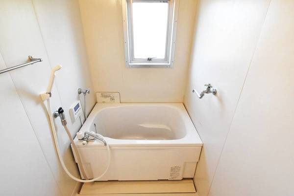 ビレッジハウス小国1号棟の浴室|ビレッジハウスの同一物件・同一タイプの間取りの写真です