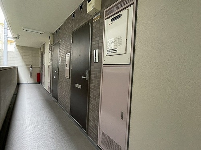 【その他】 | 常盤台宝マンション | 共用廊下　※前回募集時2023年7月撮影