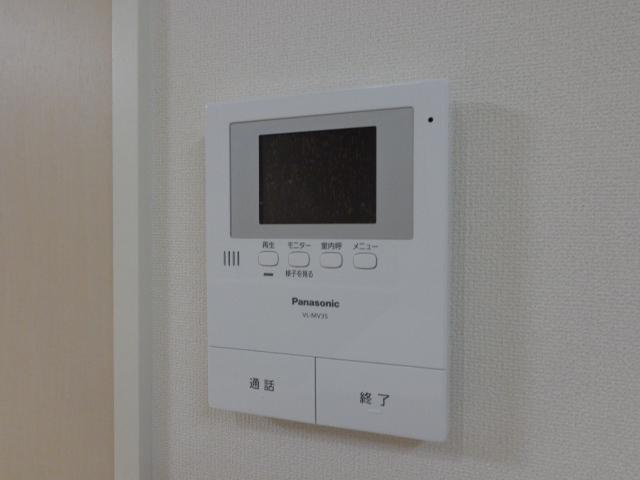 シャルムⅡの内装|カメラ付インターホン