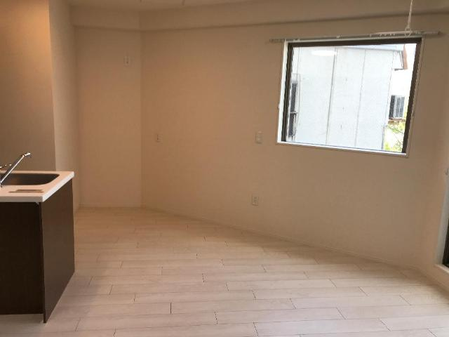 Bonheur Dear court　-ボヌールディアコート-の居間・リビング|ＬＤＫ