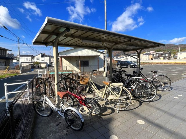 レオネクストＧＲＡＮＤ　ＯＮＥのその他|屋根付き駐輪場