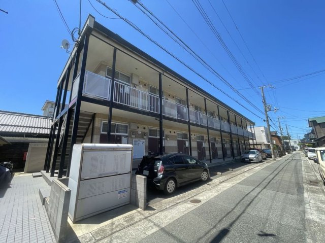 レオパレスセントラル島崎