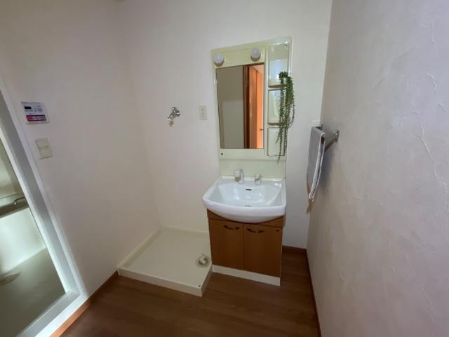 ラ・シュシュの洗面所|洗面