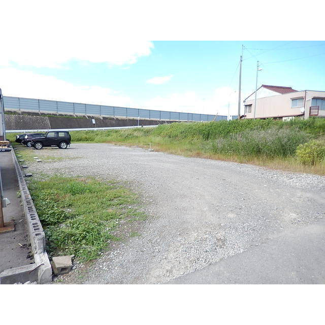 岐阜市東川手４丁目の駐車場