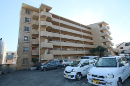 川崎市宮前区平１丁目のマンションの画像