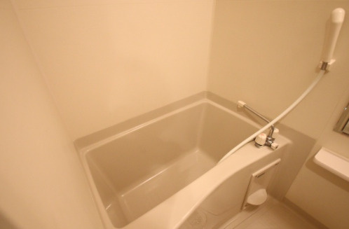 プレサンス東別院駅前の浴室|※同物件他部屋写真
反転、色違いの場合有
現況優先