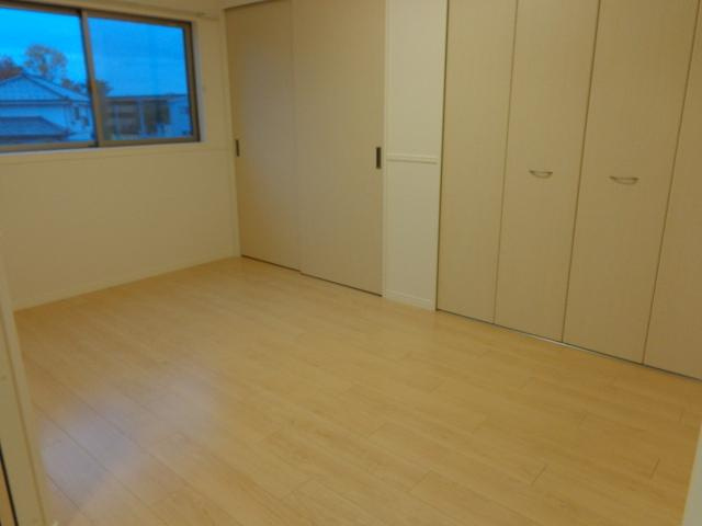 シャルムⅡの内装|洋室