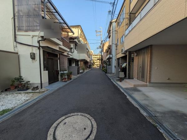 【前面道路含む現地写真】 | 大阪市鶴見区茨田大宮3丁目　中古戸建