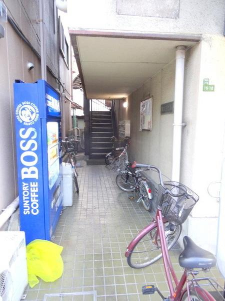 栄大正マンションのエントランス|★建物入口です★