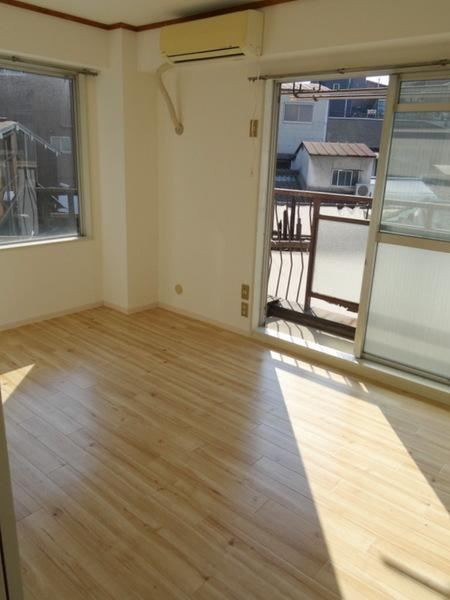 栄大正マンションの洋室|★やっぱり広い２DK★