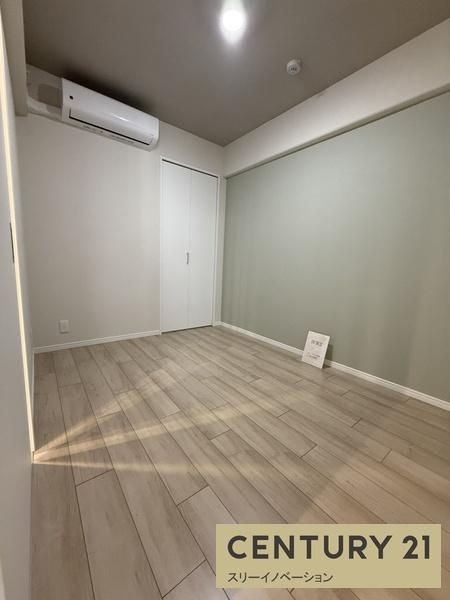 ユニハイム市岡Ⅱの洋室