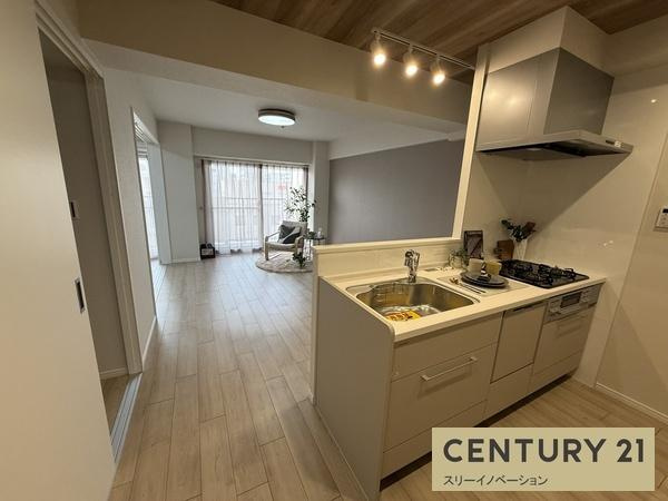 ユニハイム市岡Ⅱの居間・リビング