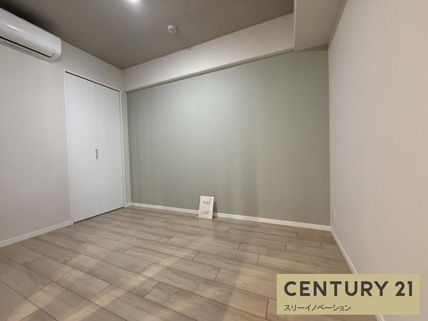 ユニハイム市岡Ⅱの洋室