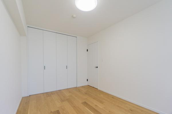 新多摩川ハイム１号棟の洋室